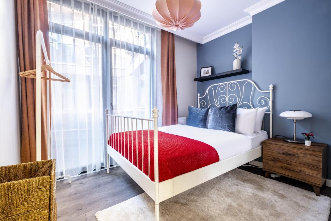 Flat With Sleek Interior In Sisli Appartamento